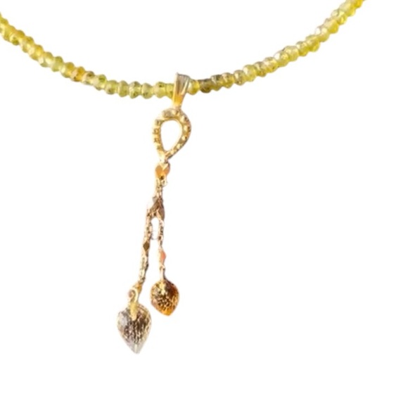 22 K Gold and Peridot necklace with Citrine Briolettes - Picture 6 of 12